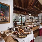 Höhlenstein Hotel 4*