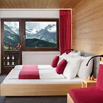 Hoehlenstein 4* Tux
