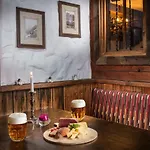 Hotel Höhlenstein 4*