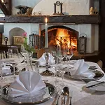 Hotel Höhlenstein Tux
