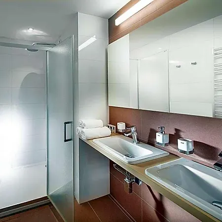 Hotel Hoehlenstein 4*