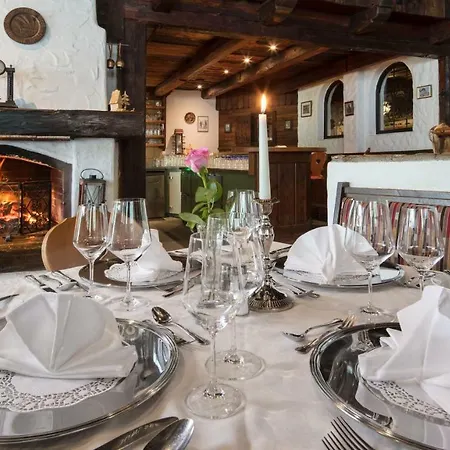 Hoehlenstein Hotel 4*