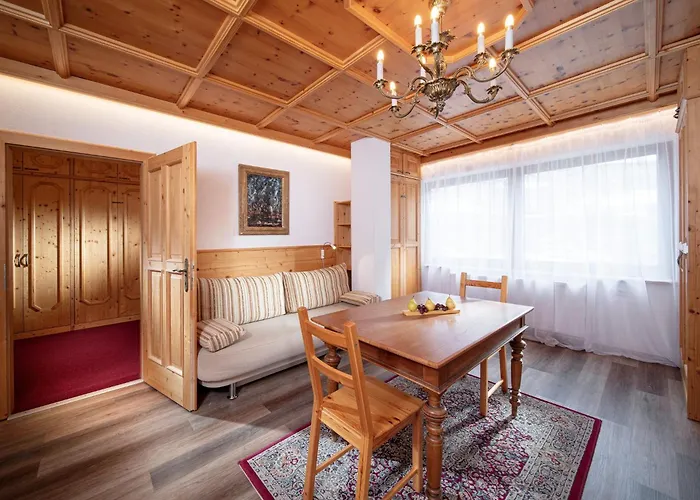 Hotel Hoehlenstein 4*