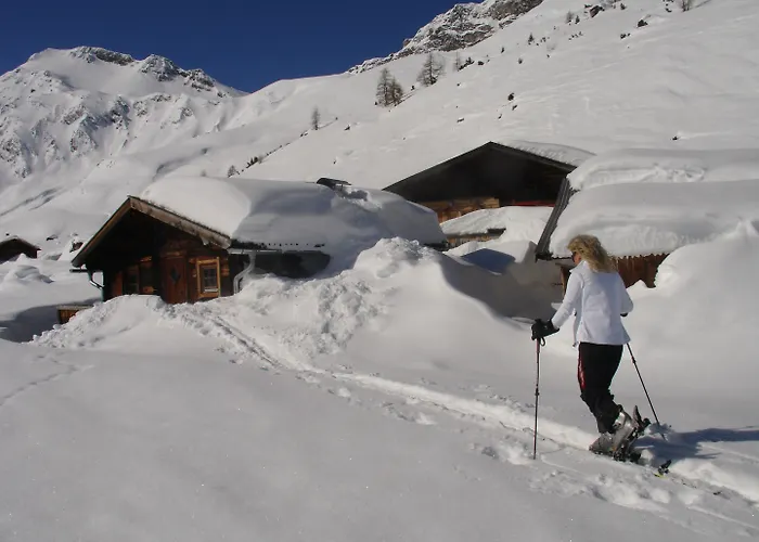 Hoehlenstein 호텔 4*