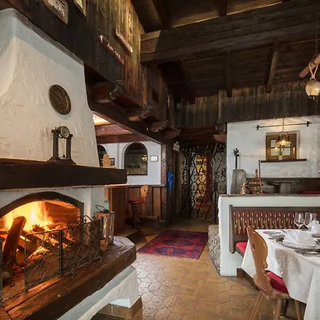 Hoehlenstein Отель 4*