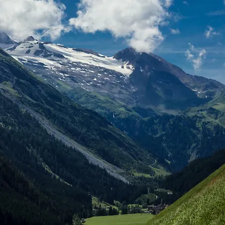 Hoehlenstein 4* تكس