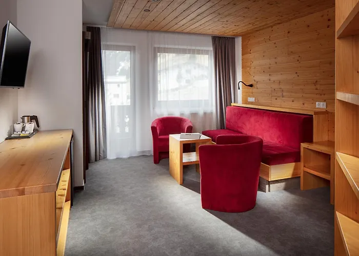 Hotel Hoehlenstein 4*