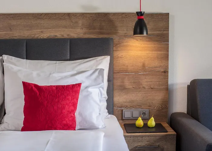 Hotel Hoehlenstein 4*