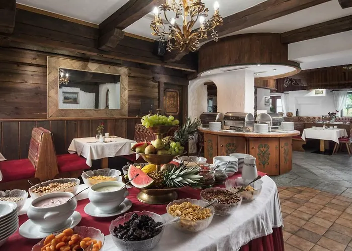 Hotel Hoehlenstein 4*